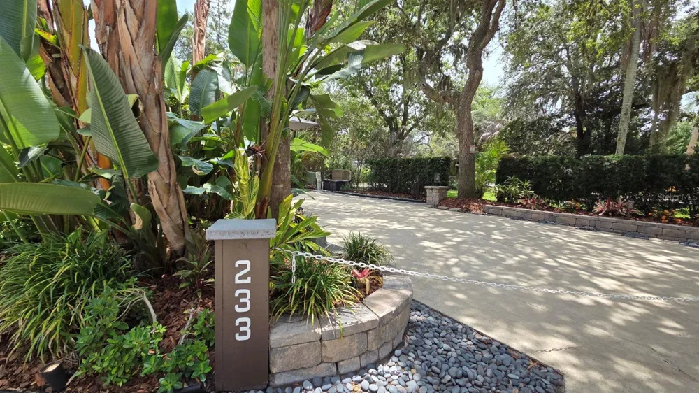 233 STALLION LANE River Ranch, FL 33867