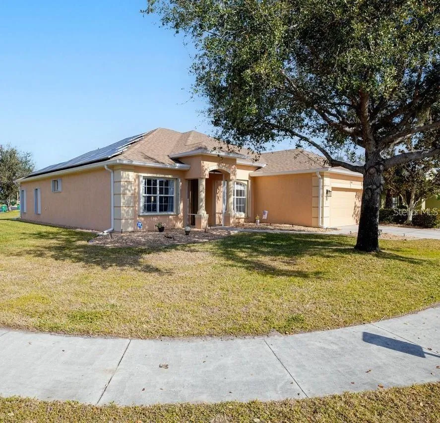 2860 SUNCOAST LAKES BOULEVARD Port Charlotte, FL 33980