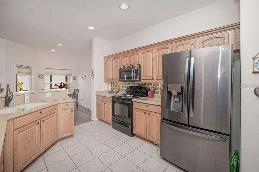 2860 SUNCOAST LAKES BOULEVARD Port Charlotte, FL 33980