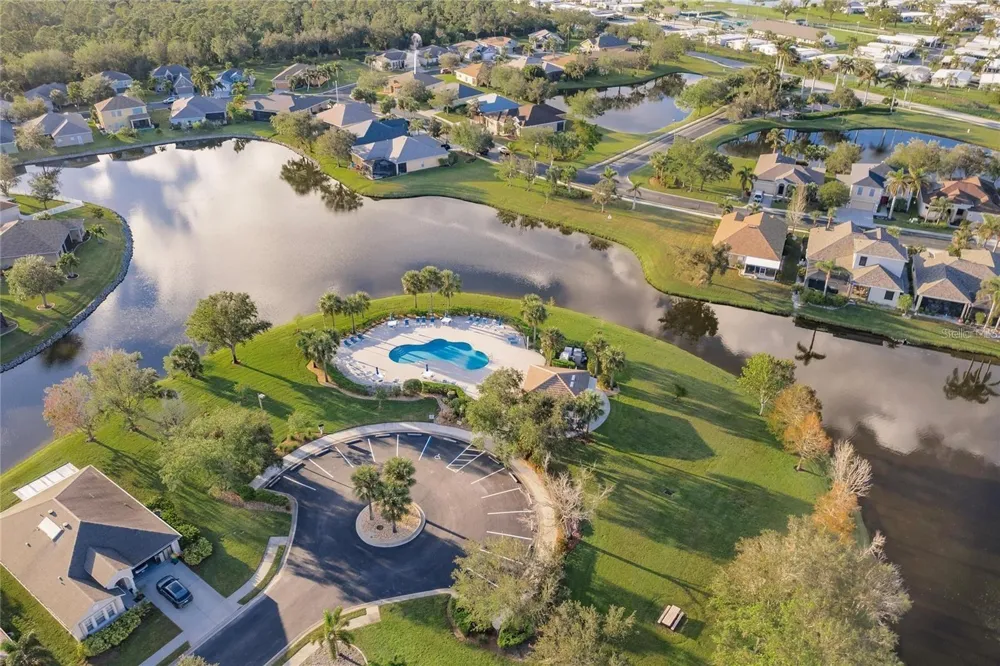 2860 SUNCOAST LAKES BOULEVARD Port Charlotte, FL 33980