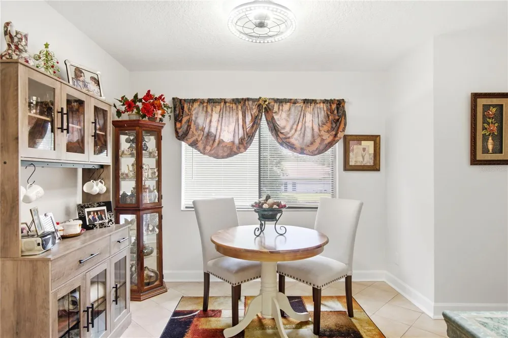 314 PALM COAST PARKWAY NE #202 Palm Coast, FL 32137