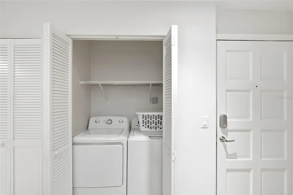 314 PALM COAST PARKWAY NE #202 Palm Coast, FL 32137