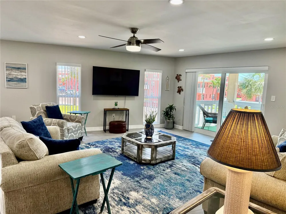 7003 SUNSET WAY #8 St Pete Beach, FL 33706