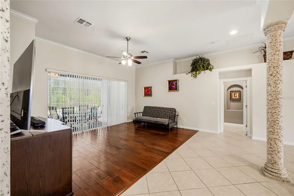 5977 LAKE MELROSE DRIVE Orlando, FL 32829