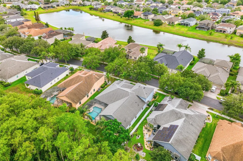 5977 LAKE MELROSE DRIVE Orlando, FL 32829