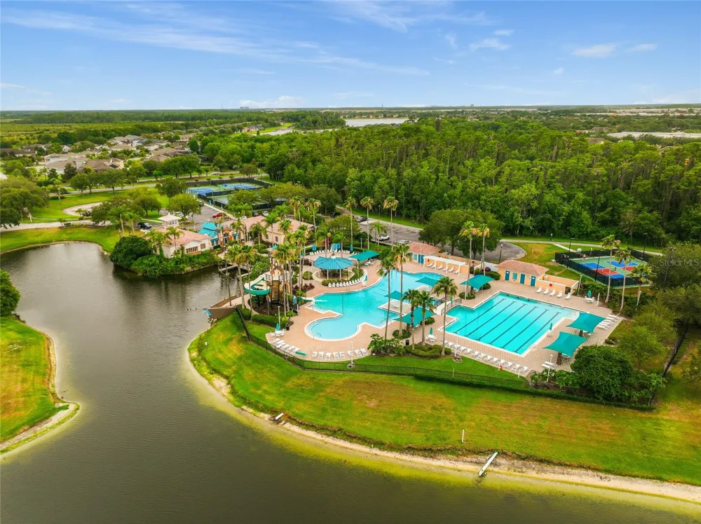 5977 LAKE MELROSE DRIVE Orlando, FL 32829