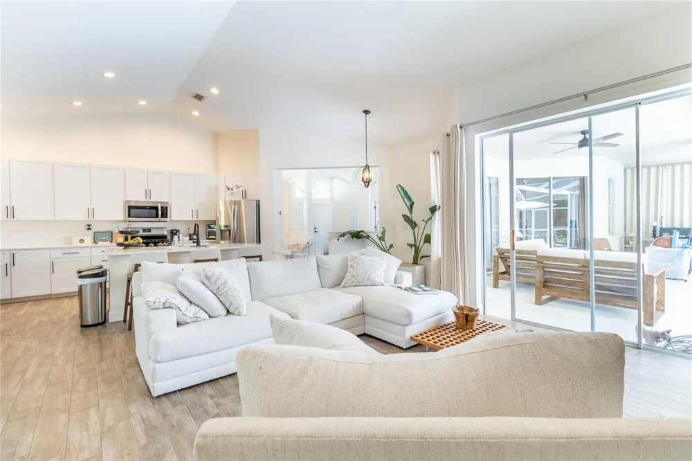 12526 RIVER BIRCH DRIVE Riverview, FL 33569