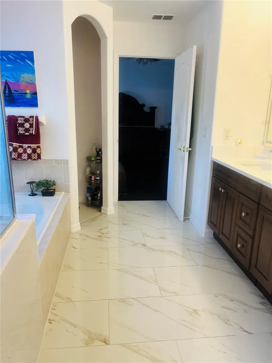 4015 LAKESIDE RESERVE LANE Orlando, FL 32810