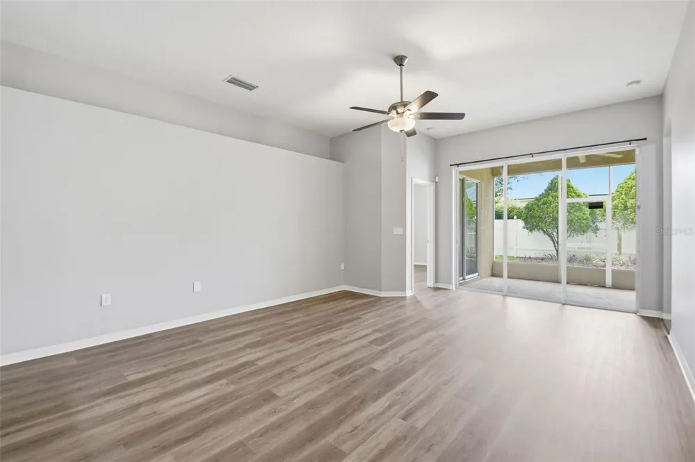 427 FERN GULLEY DRIVE Seffner, FL 33584