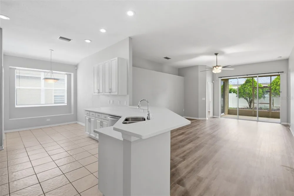 427 FERN GULLEY DRIVE Seffner, FL 33584
