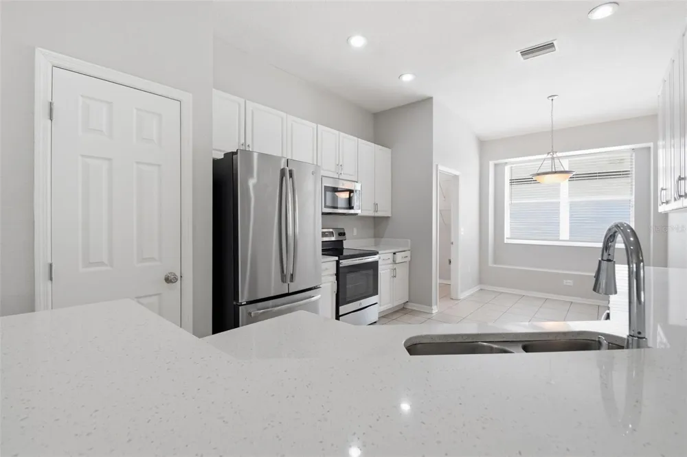 427 FERN GULLEY DRIVE Seffner, FL 33584