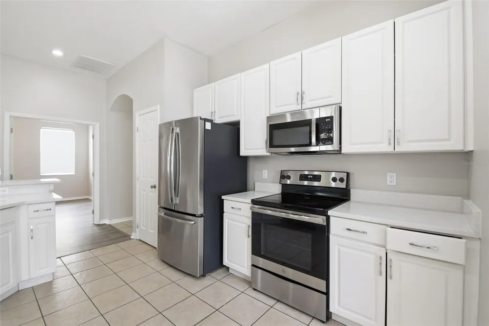 427 FERN GULLEY DRIVE Seffner, FL 33584