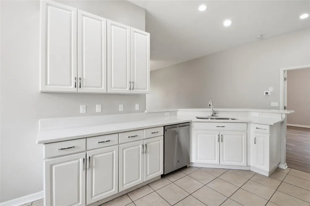 427 FERN GULLEY DRIVE Seffner, FL 33584