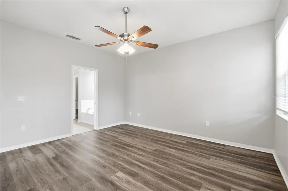427 FERN GULLEY DRIVE Seffner, FL 33584