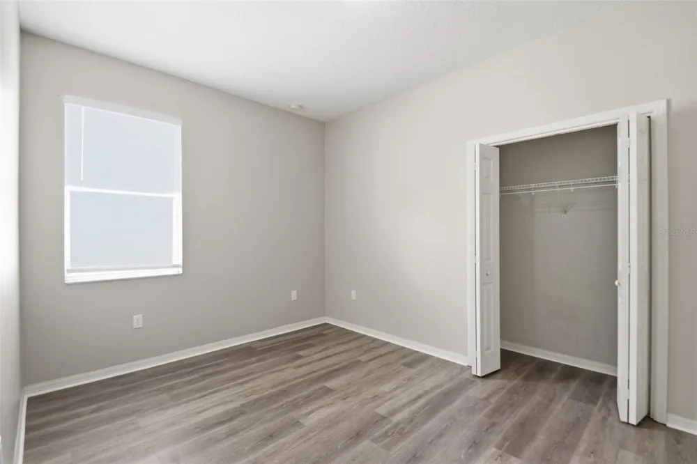 427 FERN GULLEY DRIVE Seffner, FL 33584
