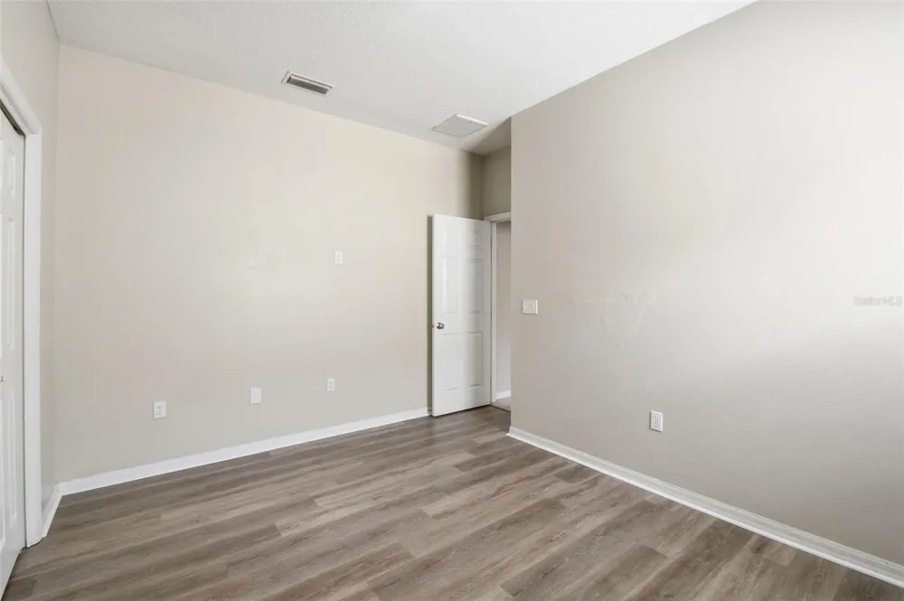 427 FERN GULLEY DRIVE Seffner, FL 33584