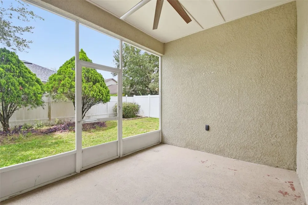 427 FERN GULLEY DRIVE Seffner, FL 33584
