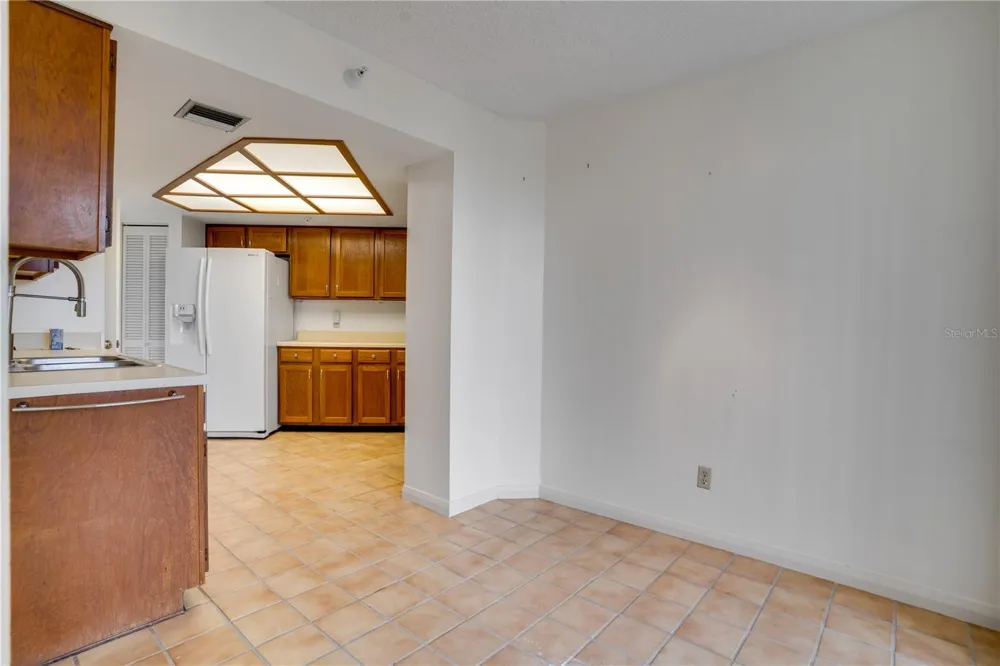 5940 PELICAN BAY PLAZA S #504 St Petersburg, FL 33707