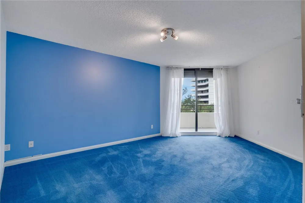 5940 PELICAN BAY PLAZA S #504 St Petersburg, FL 33707