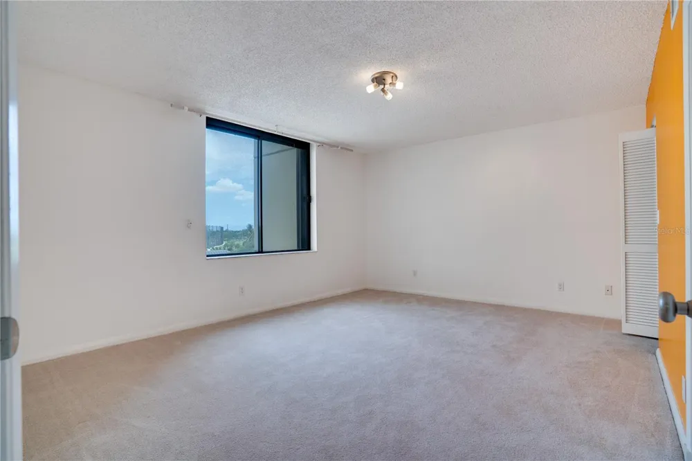 5940 PELICAN BAY PLAZA S #504 St Petersburg, FL 33707