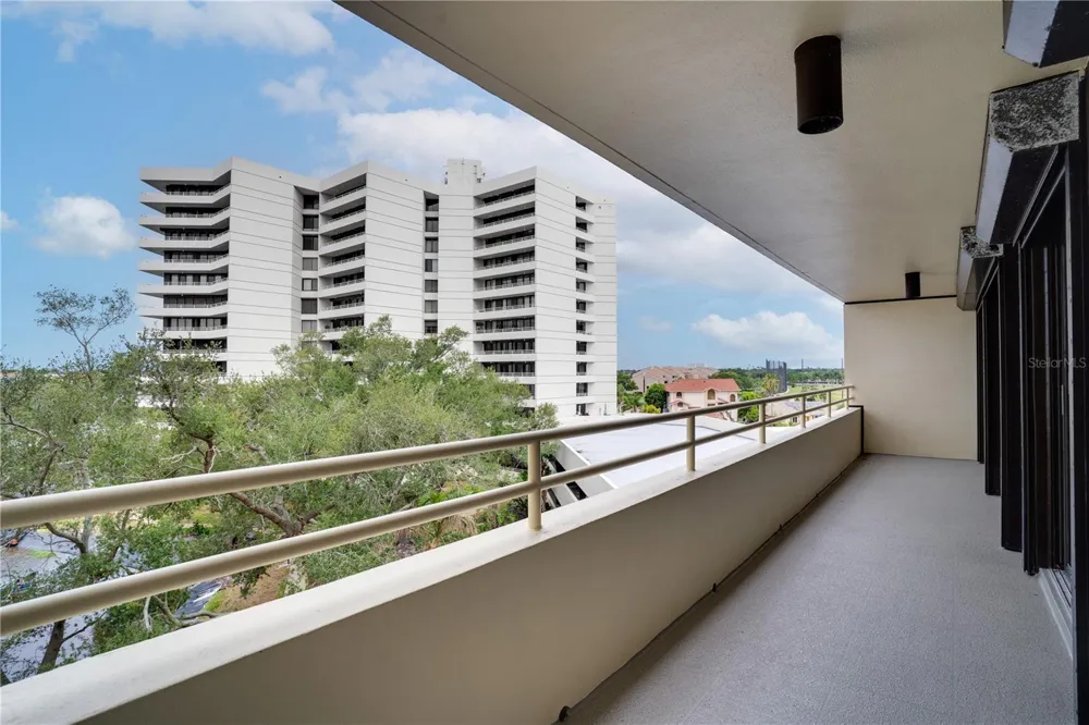 5940 PELICAN BAY PLAZA S #504 St Petersburg, FL 33707