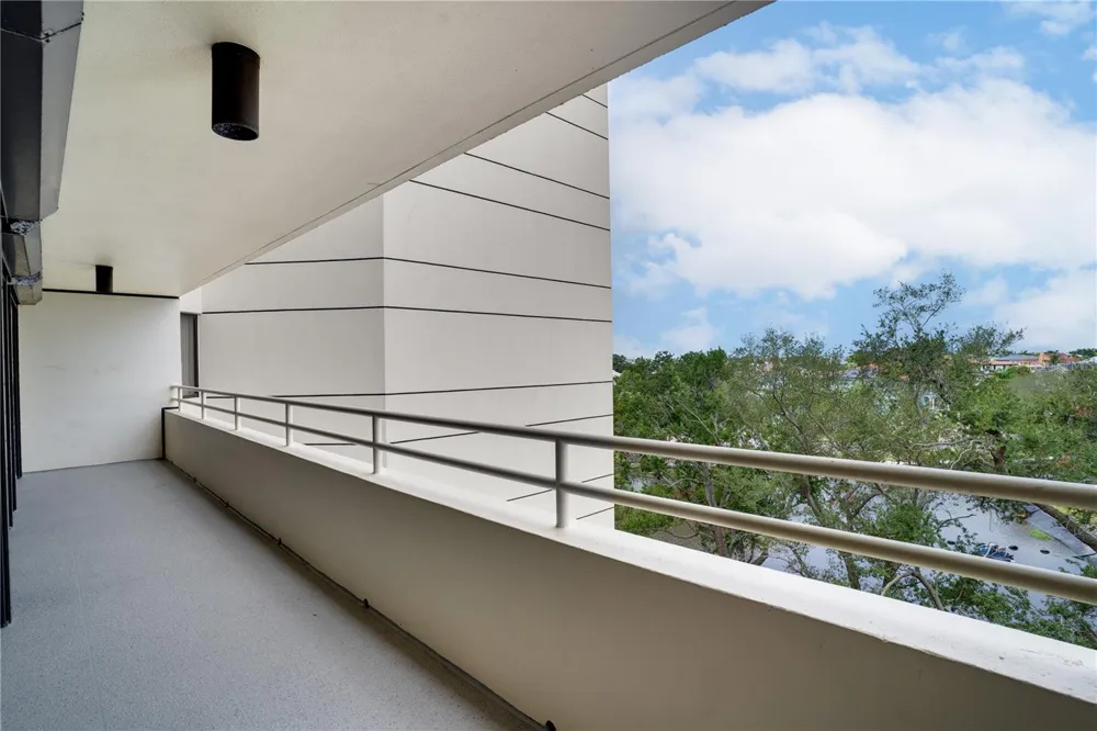 5940 PELICAN BAY PLAZA S #504 St Petersburg, FL 33707