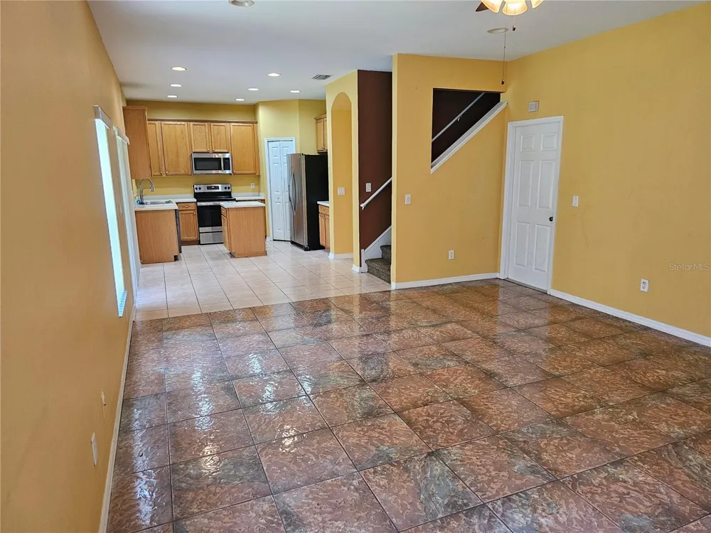 1147 EMERALD HILL WAY Valrico, FL 33594