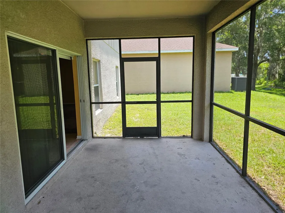 1147 EMERALD HILL WAY Valrico, FL 33594