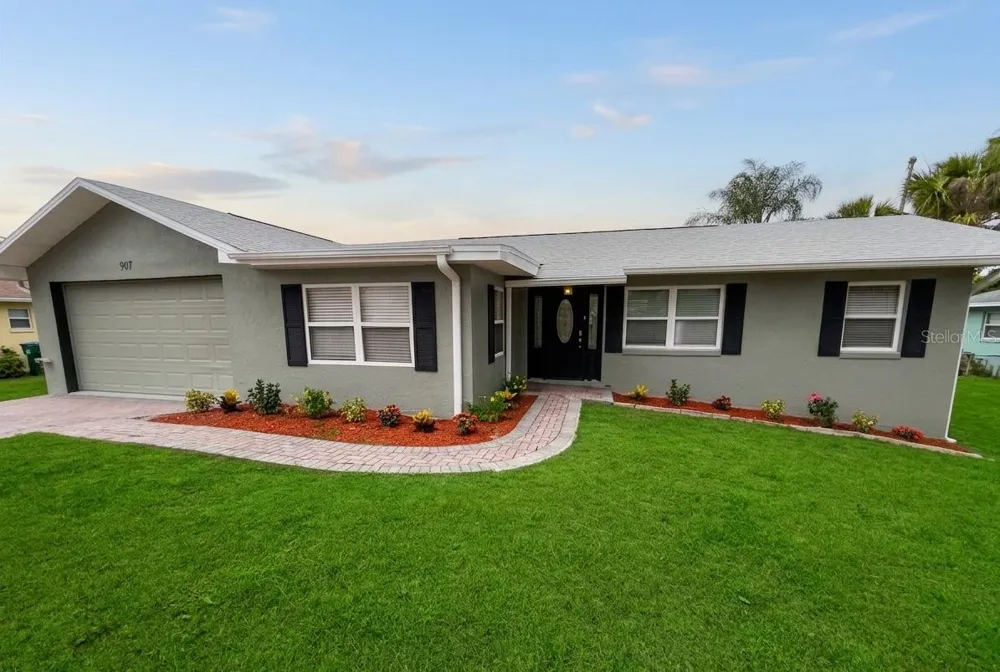 907 VALENTINA DRIVE Dundee, FL 33838