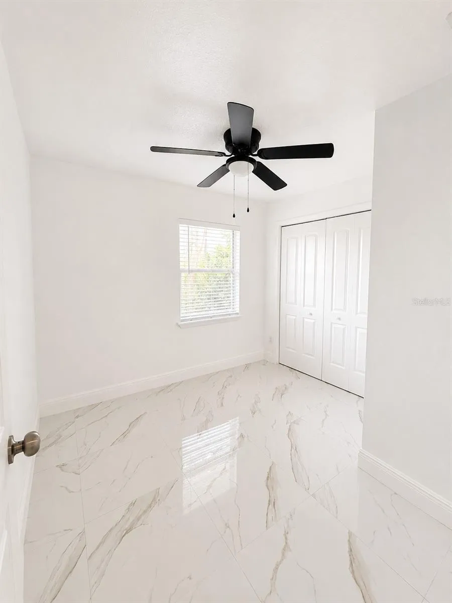907 VALENTINA DRIVE Dundee, FL 33838