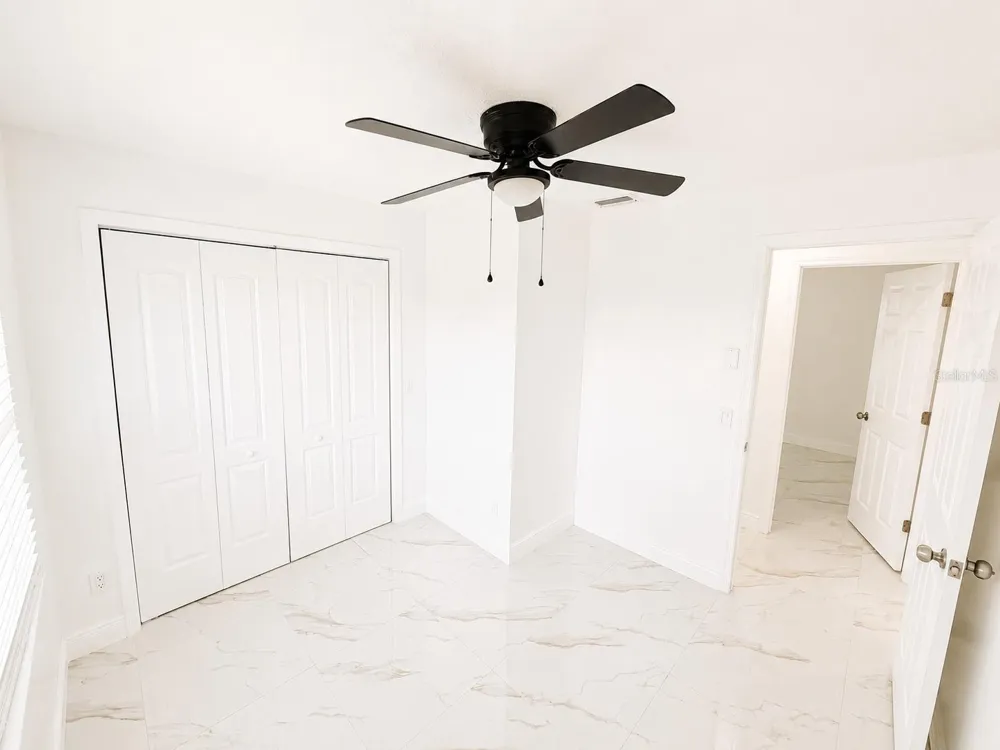907 VALENTINA DRIVE Dundee, FL 33838