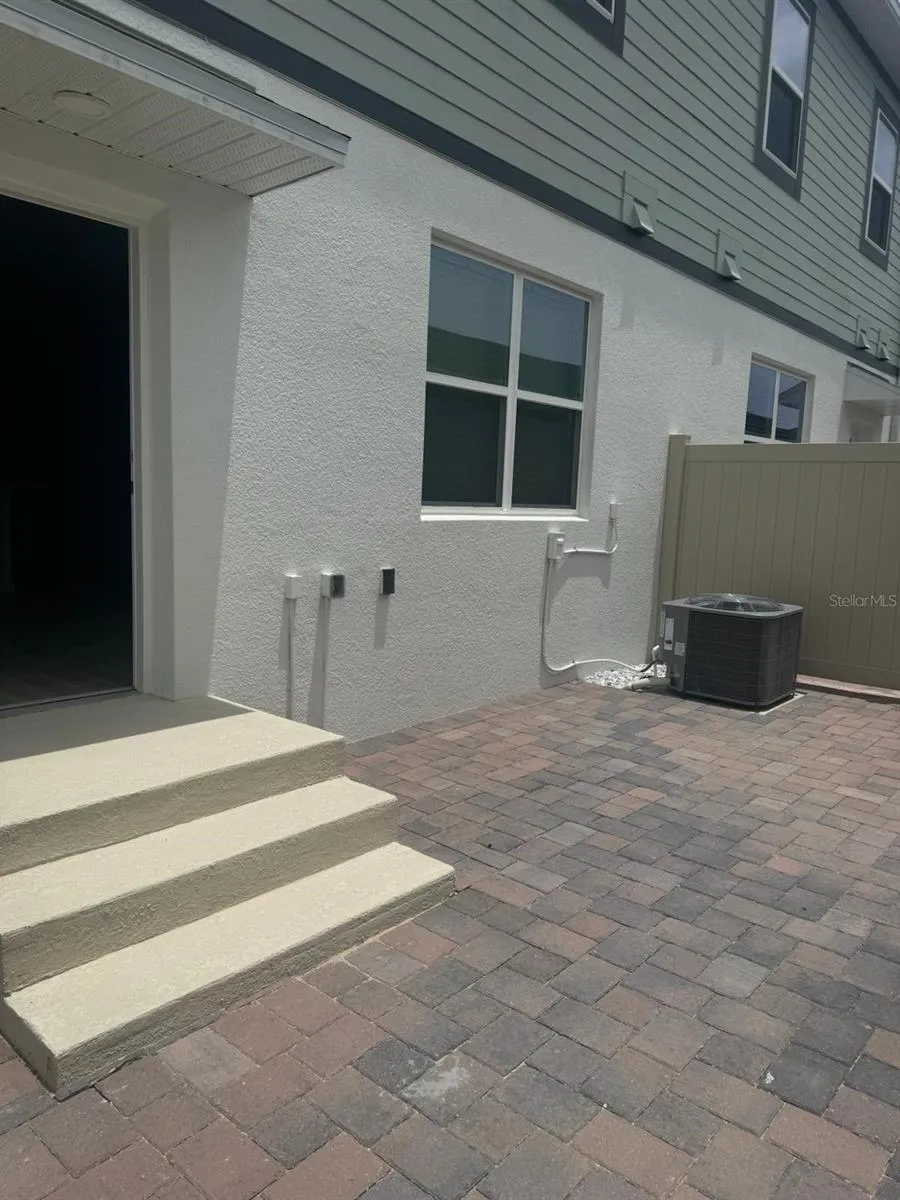564 POTHOS STREET Apopka, FL 32703