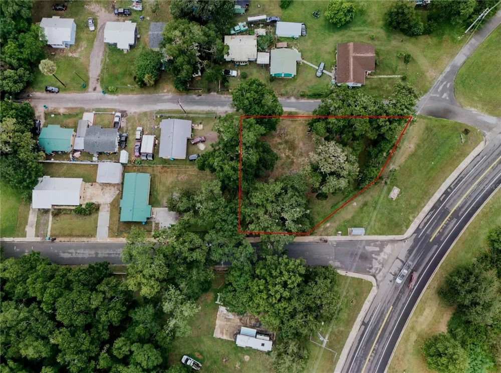 720 HUNTINGTON ROAD Crescent City, FL 32112