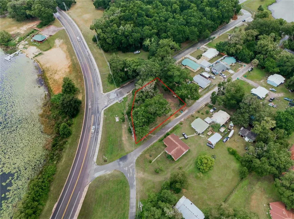 720 HUNTINGTON ROAD Crescent City, FL 32112
