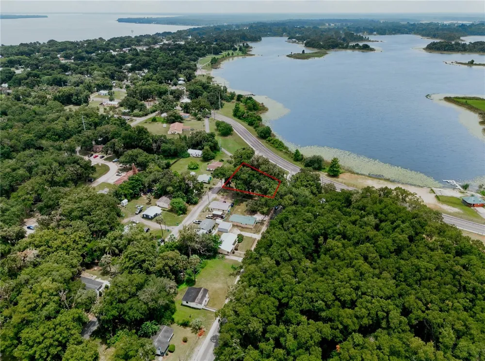 720 HUNTINGTON ROAD Crescent City, FL 32112
