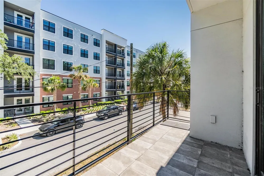 1302 W CARMEN STREET #1 Tampa, FL 33606