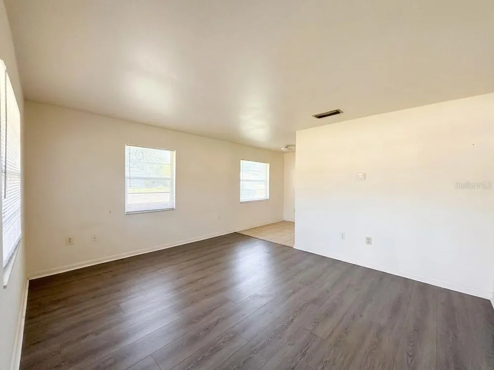 1240 JOSEPHINE STREET Lakeland, FL 33815
