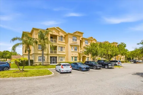 301 TERRACE RIDGE CIRCLE #301
