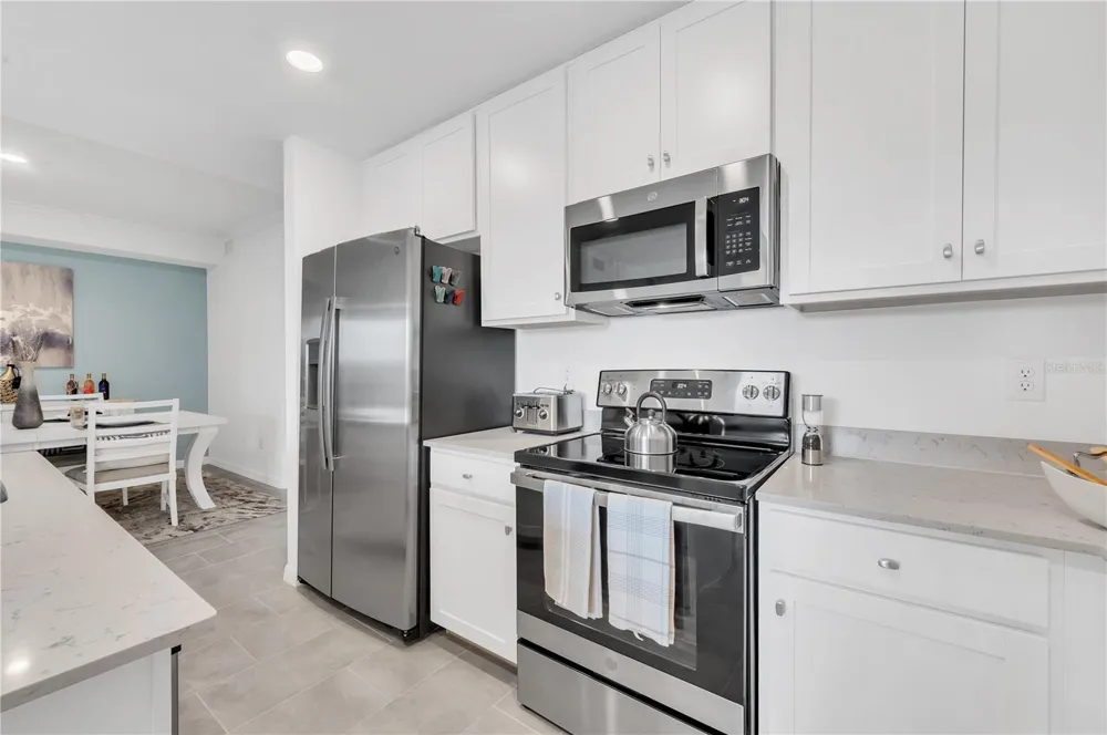 18114 GAWTHROP DRIVE #201 Lakewood Ranch, FL 34211