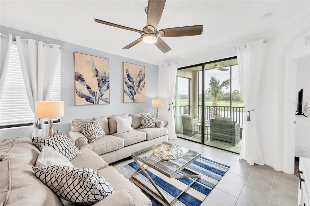 18114 GAWTHROP DRIVE #201 Lakewood Ranch, FL 34211