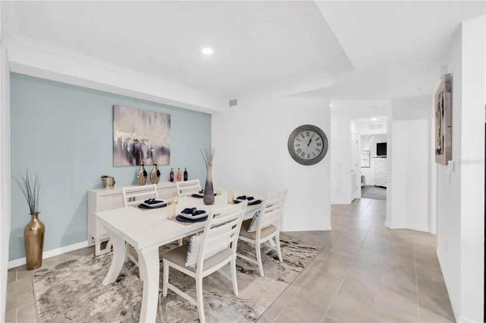 18114 GAWTHROP DRIVE #201 Lakewood Ranch, FL 34211