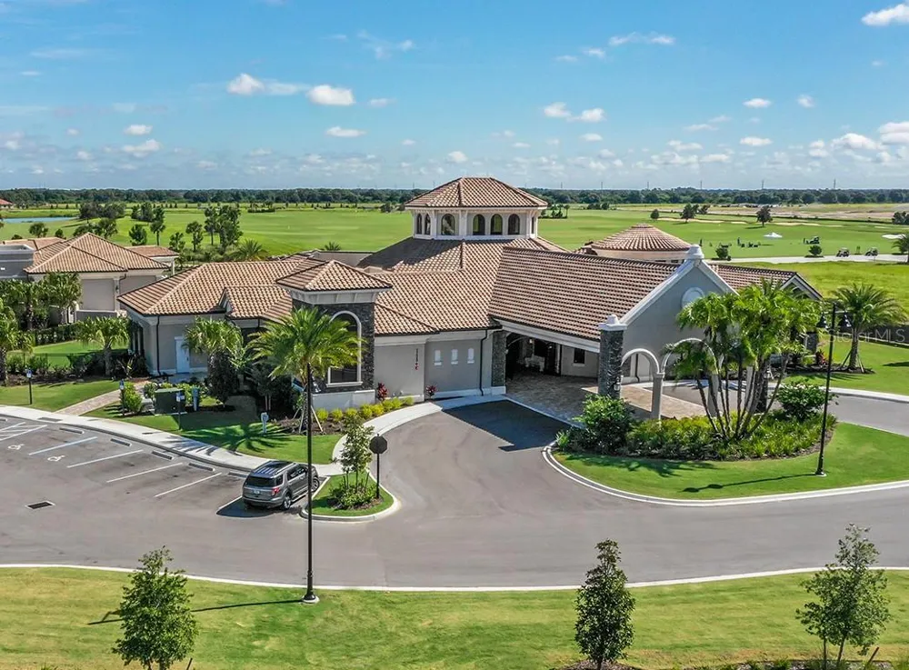 18114 GAWTHROP DRIVE #201 Lakewood Ranch, FL 34211