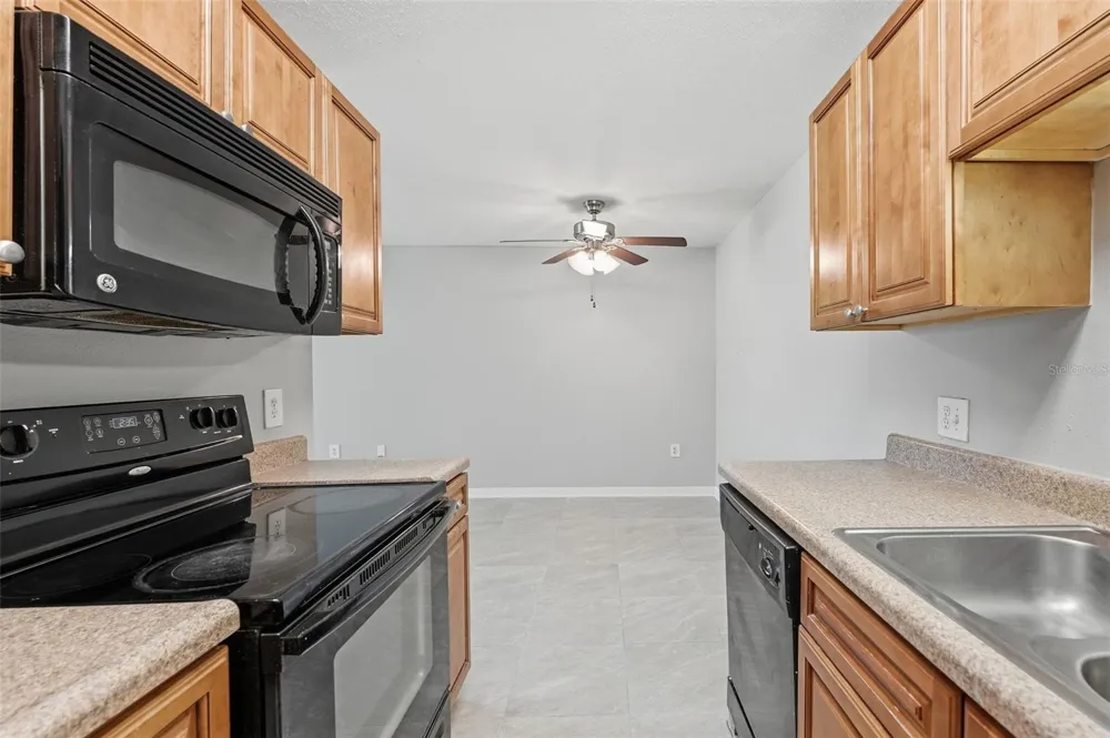 1695 LEE ROAD #B204 Winter Park, FL 32789