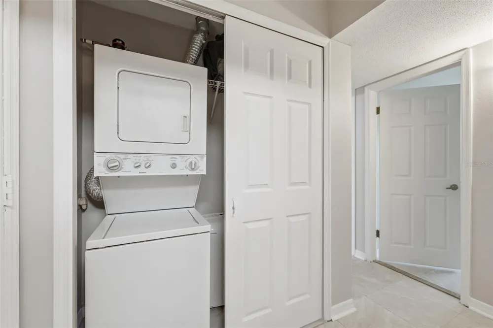 1695 LEE ROAD #B204 Winter Park, FL 32789
