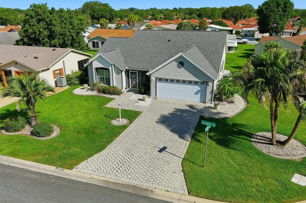 1260 GRANADA COURT Lady Lake, FL 32159