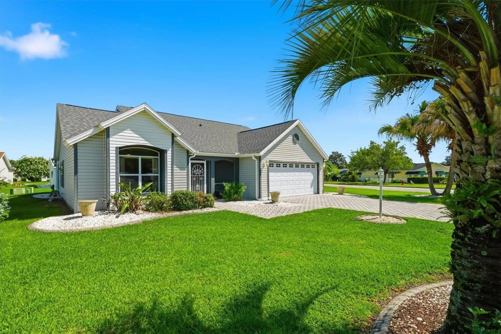 1260 GRANADA COURT Lady Lake, FL 32159