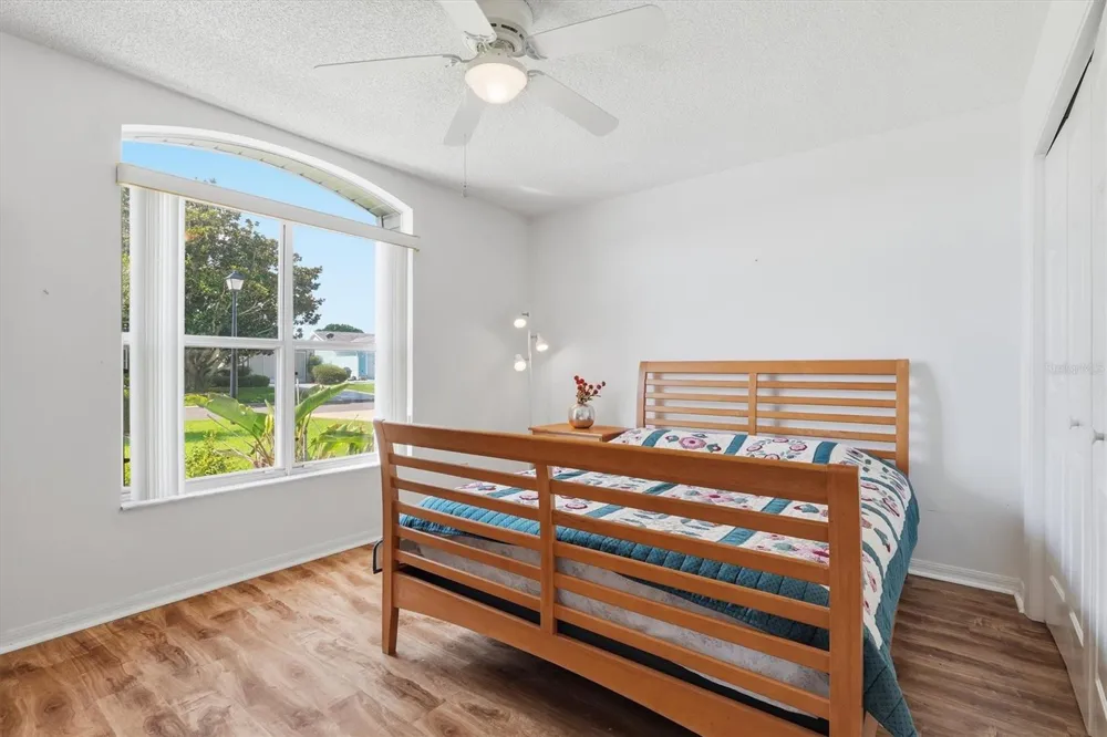 1260 GRANADA COURT Lady Lake, FL 32159