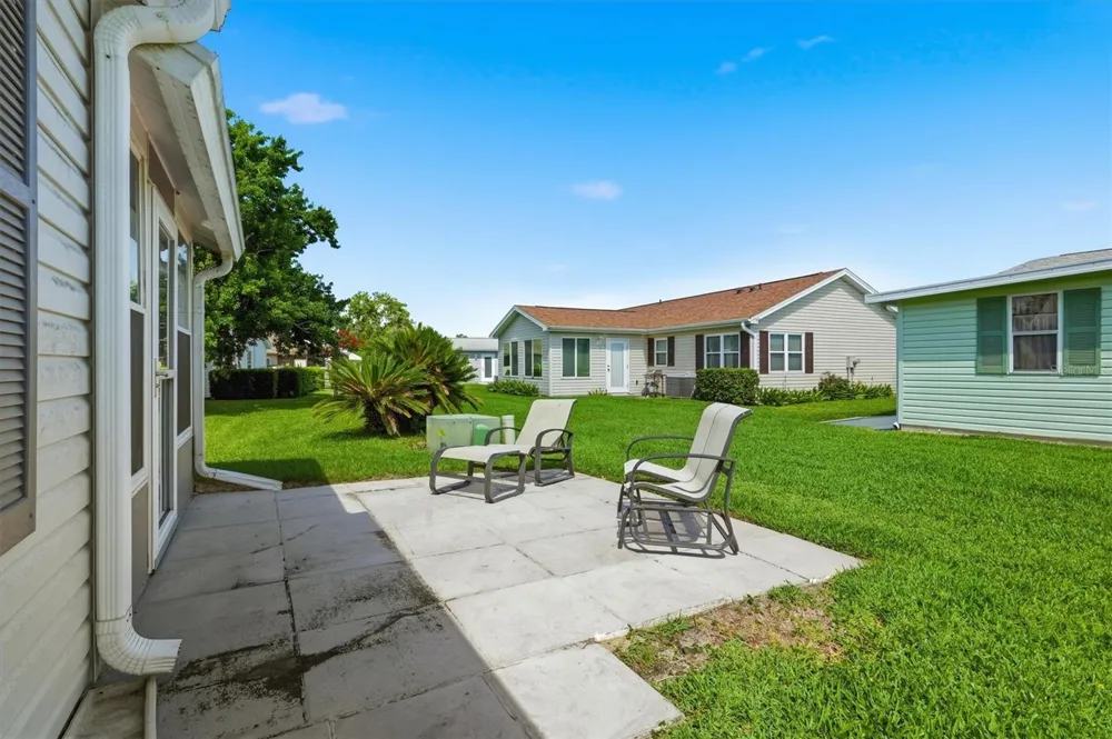 1260 GRANADA COURT Lady Lake, FL 32159