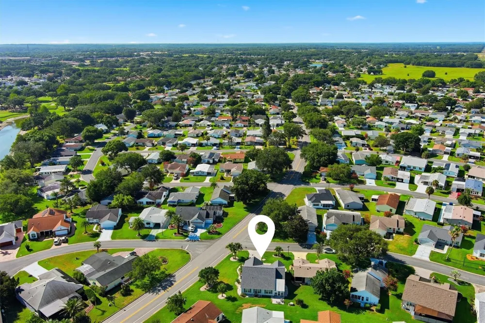 1260 GRANADA COURT Lady Lake, FL 32159