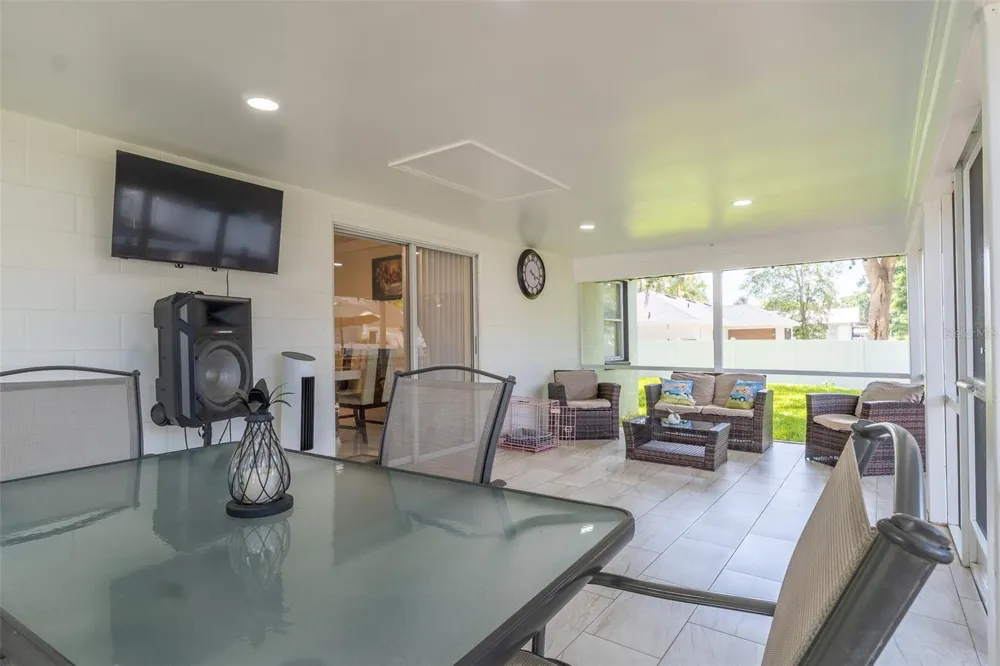 930 HICKS ROAD Lakeland, FL 33813